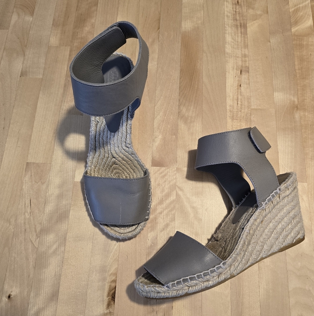 Vince Espadrille Wedges Grey Beige Size 8M